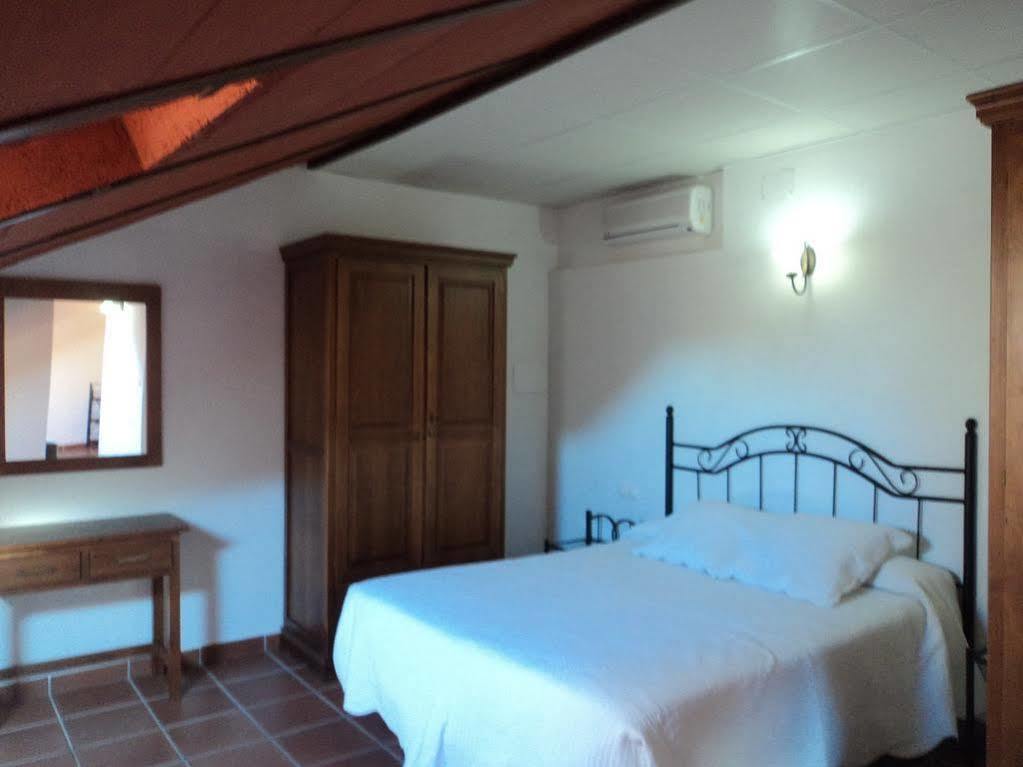Hotel San Julian Burunchel Ngoại thất bức ảnh